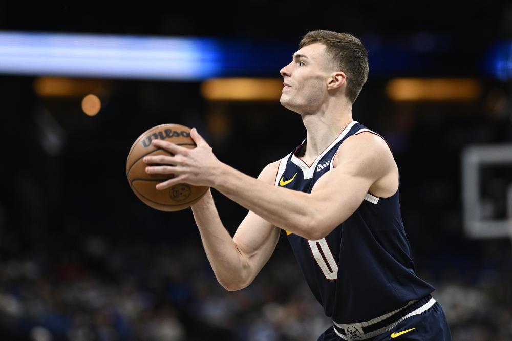 锋线球员的 锋线球员的